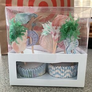 Meri Meri Mermaid Cupcake Kit (24 cupcake cases & 24 toppers) New In Box